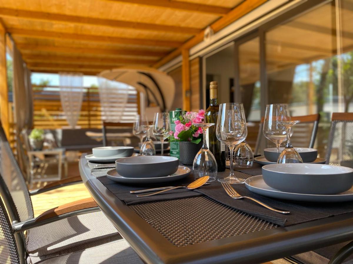 Mobile Home Saky, Biograd Na Moru Luaran gambar