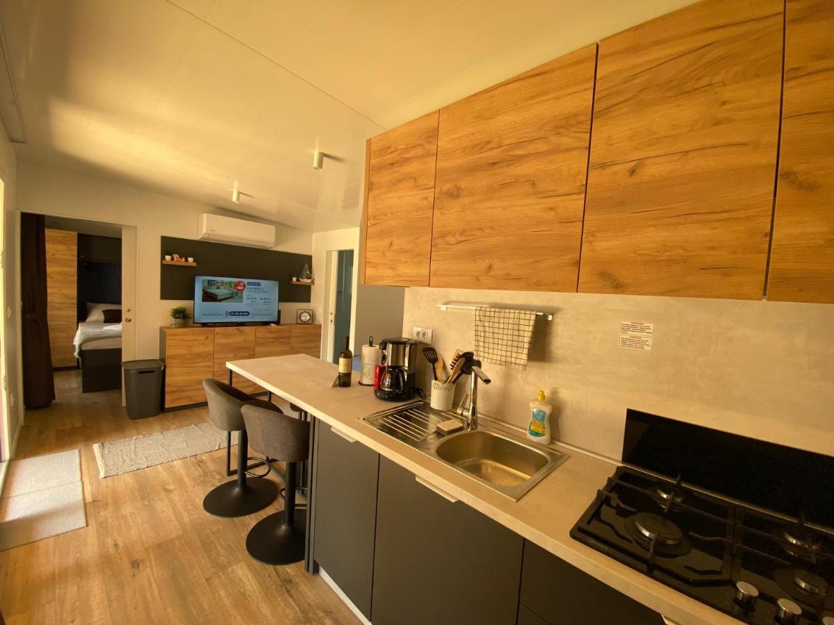 Mobile Home Saky, Biograd Na Moru Luaran gambar