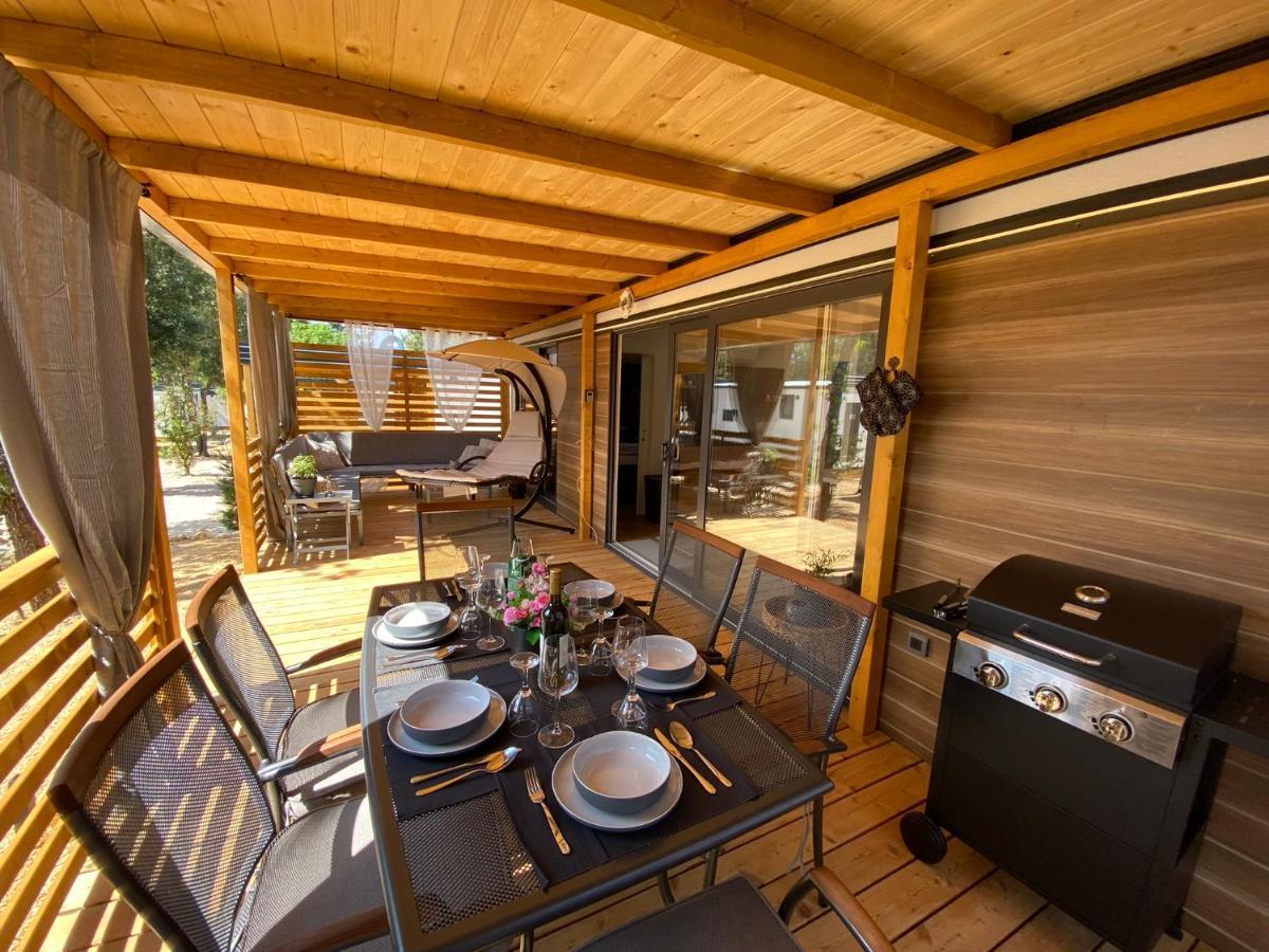 Mobile Home Saky, Biograd Na Moru Luaran gambar
